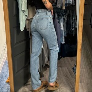 Abercrombie & Fitch The 90’s Straight Ultra High Rise Jeans